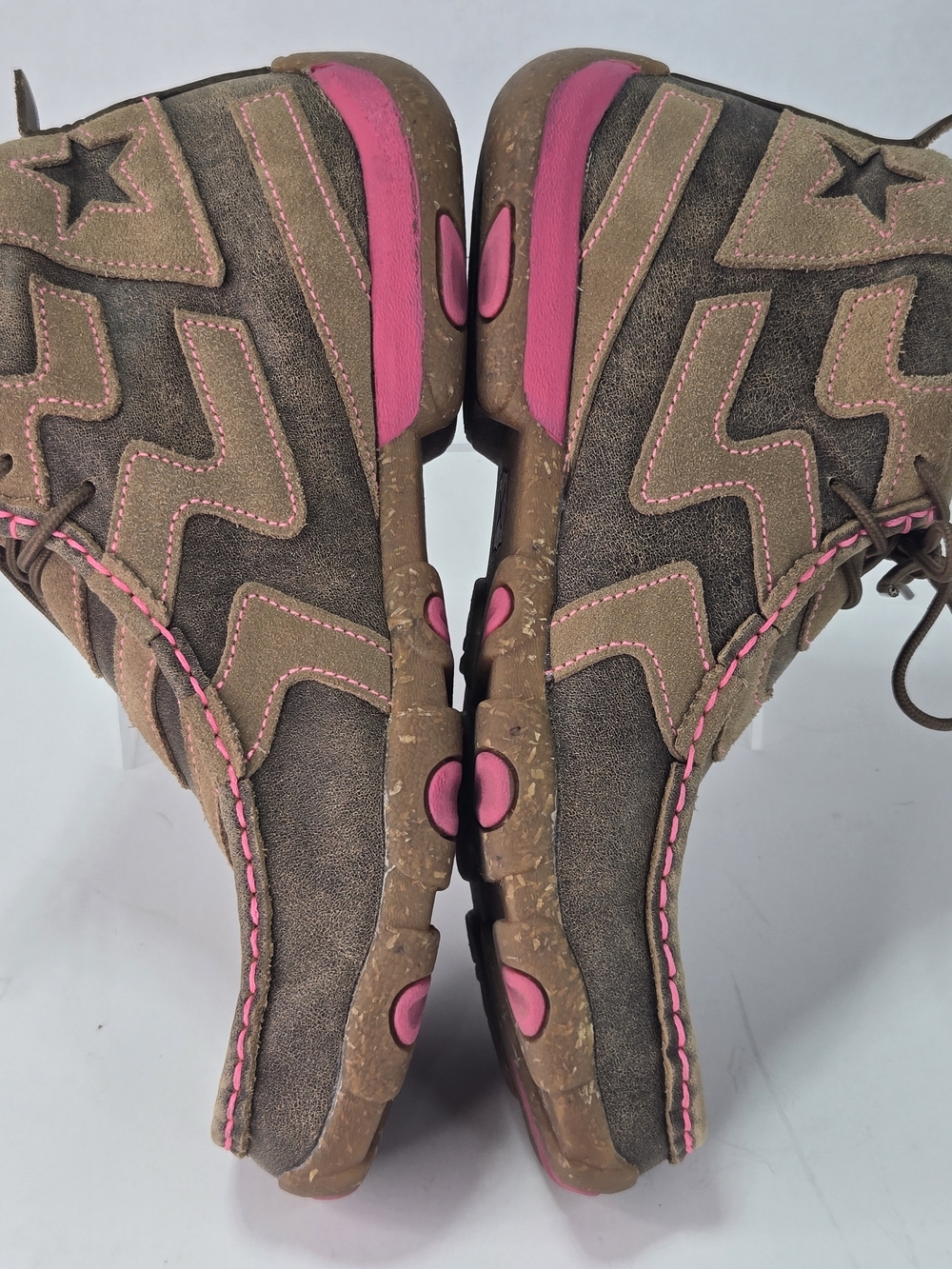 Twisted X Chukka Driving Moc Brown Suede Ankle Boots Pink Accents Women's Size 9 - Picture 6 of 13